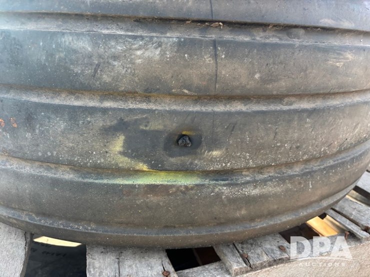 implement-tires-(dr11904)-image-6