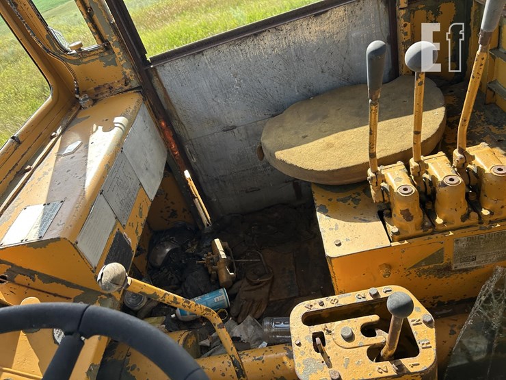 cummins-855-image-28