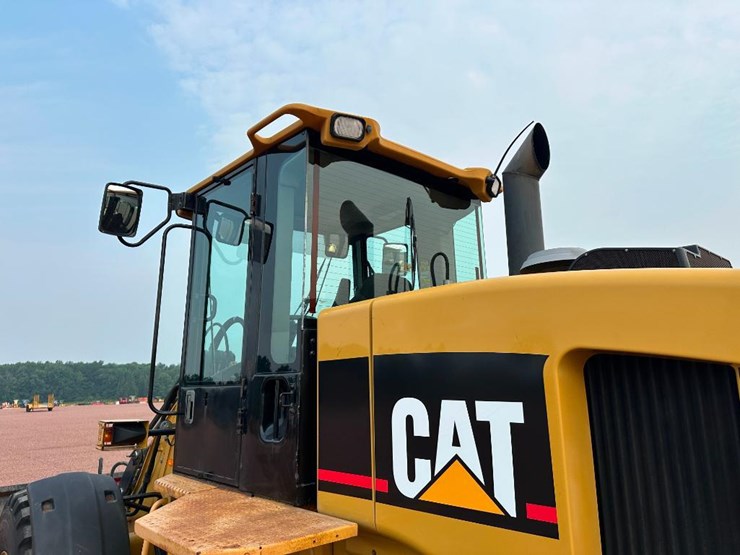 2006-caterpillar-924g-image-18
