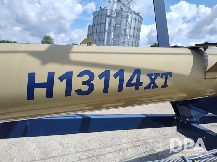 2016-harvest-international-h13114xt-auger-(lld1271)-image-11