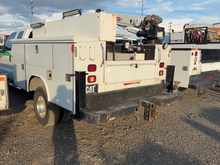 2013-ford-f350-image-15