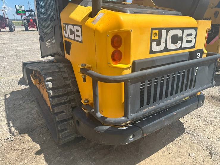 jcb-320t-image-18