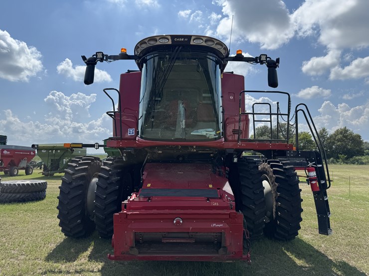 2022-case-ih-8250-image-2