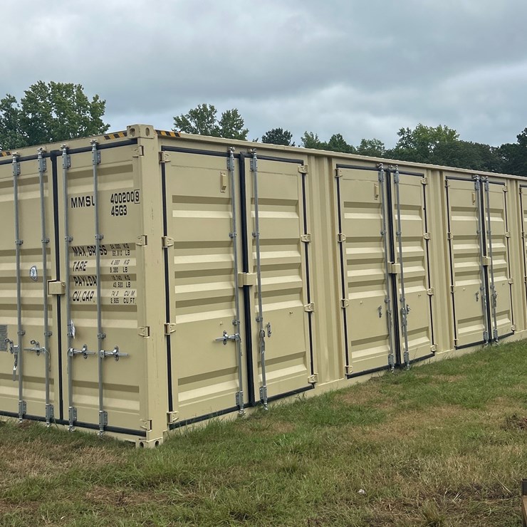 #122 • One Trip 40ft Shipping Container