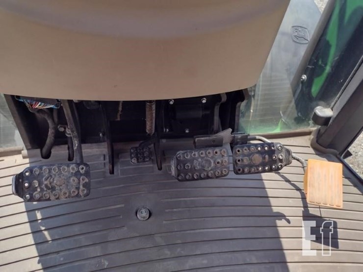 2017-john-deere-5090r-image-7