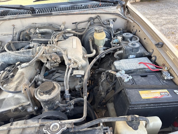 1998-toyota-tacoma-image-31