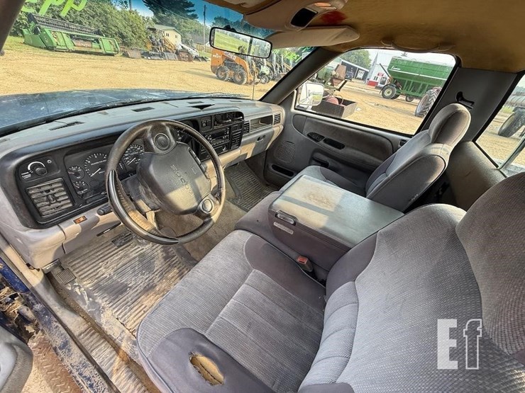 1994-dodge-1500-image-7