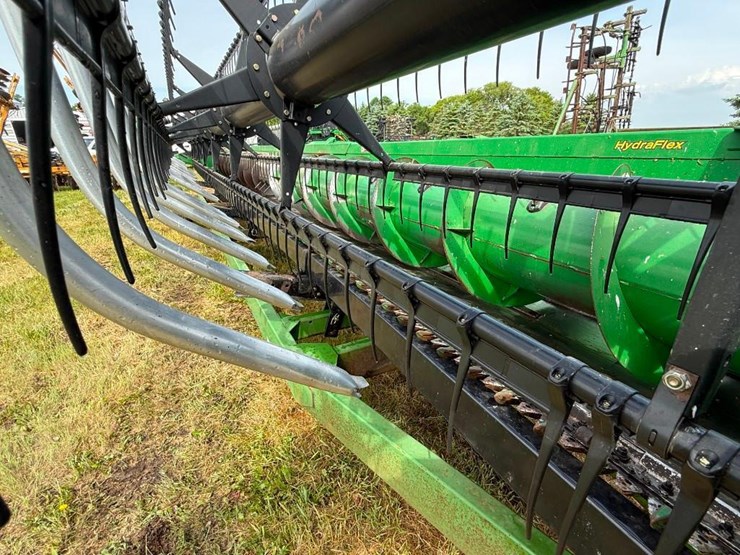 john-deere-635f-image-12