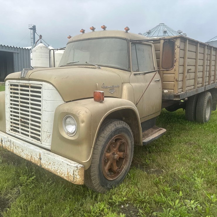 1971 INTERNATIONAL LOADSTAR