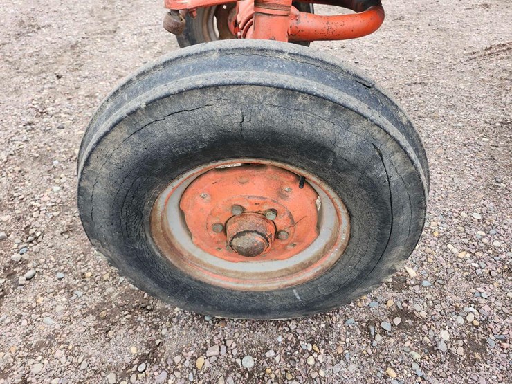 1968-case-930-tractor-image-9