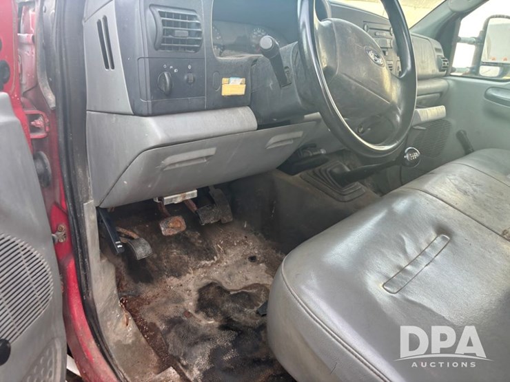 2006-ford-f250-image-34