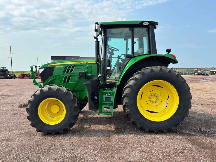 2023-john-deere-6130m-image-7