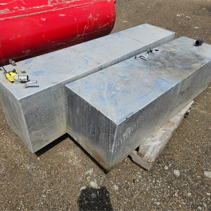 #2571 • Pallet of Aluminum Fuel Tanks