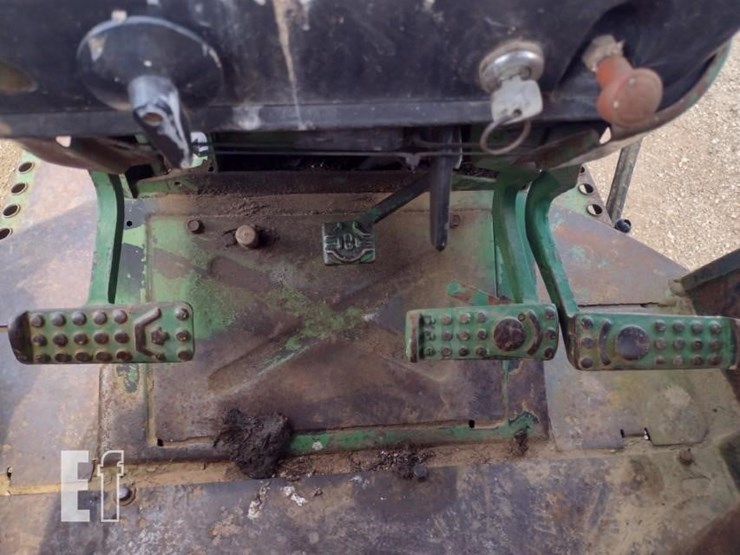 john-deere-4240-image-7