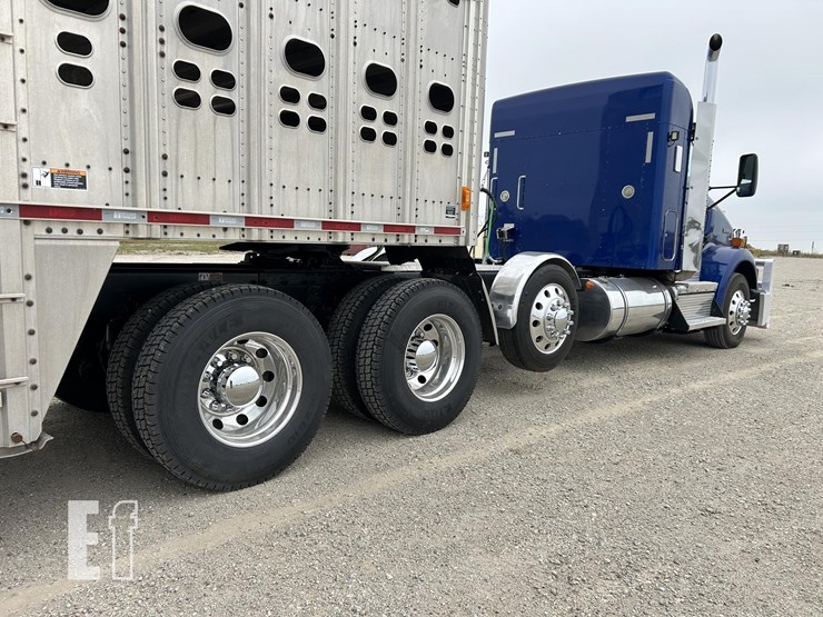 2018-kenworth-t800-image-5