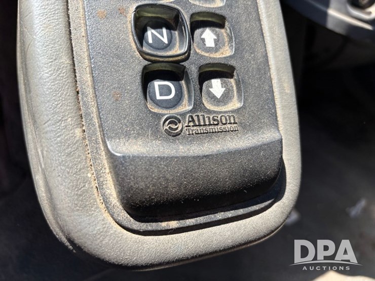 2012-international-durastar-4400-image-24