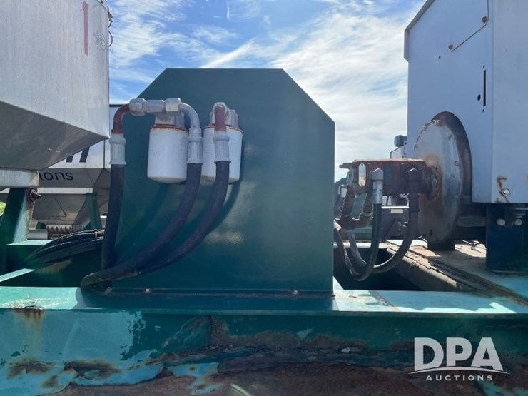 2013-b-b-dry-tender-trailer-(jn2474,-unit-00038)-image-19