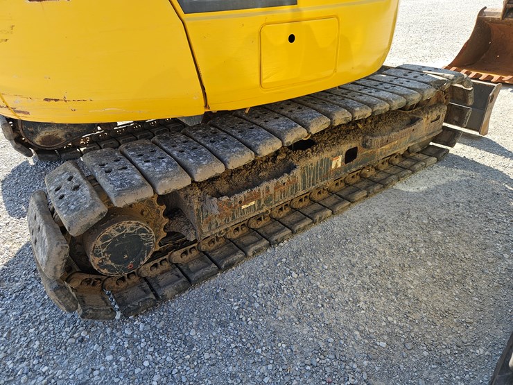 2017-komatsu-pc88mr-10-image-19