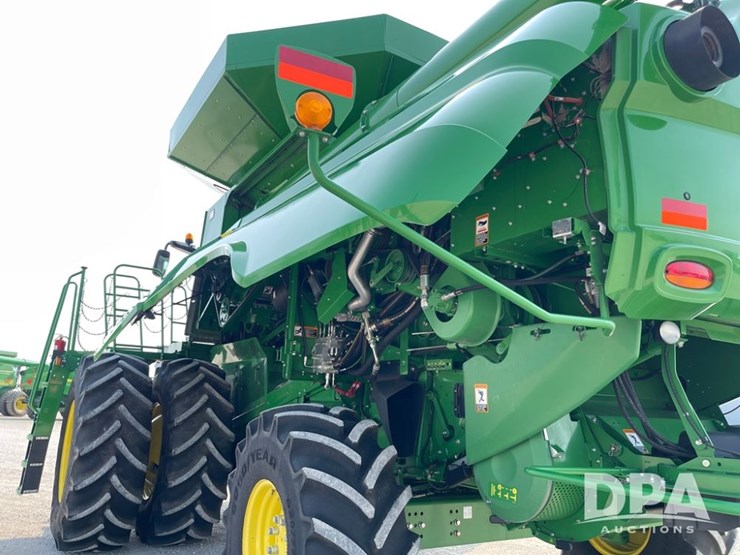 2016-john-deere-s690-image-92