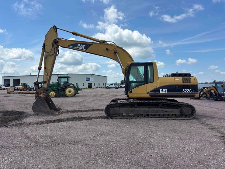 caterpillar-322cl-image-5