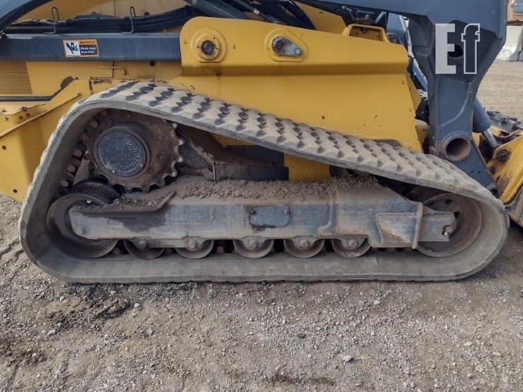 2020-deere-333g-image-27