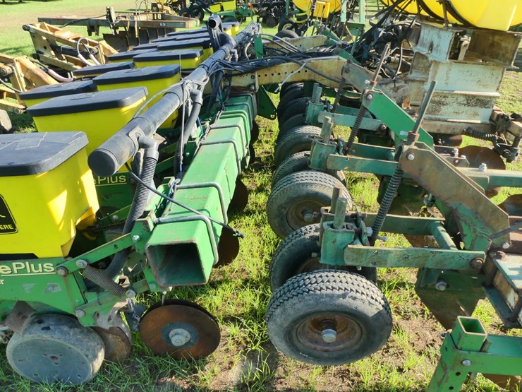 john-deere-1700-image-5