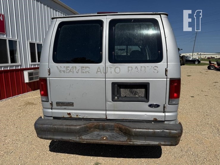 2007-ford-e250-image-5