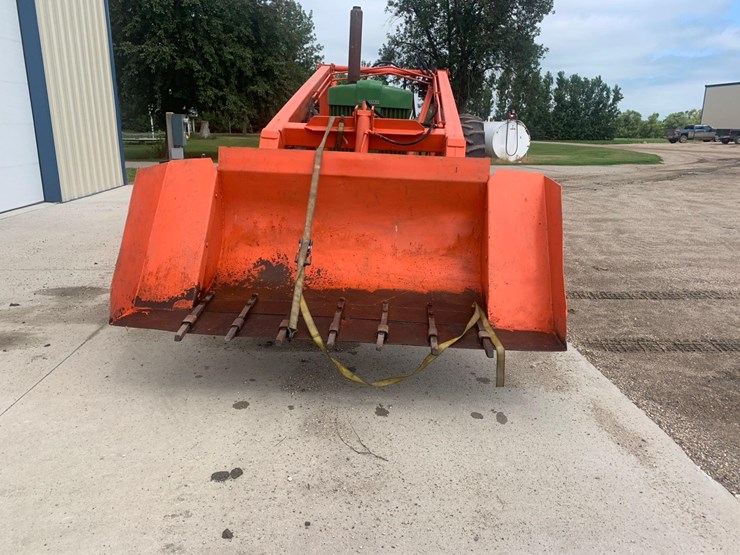 john-deere-70-image-2