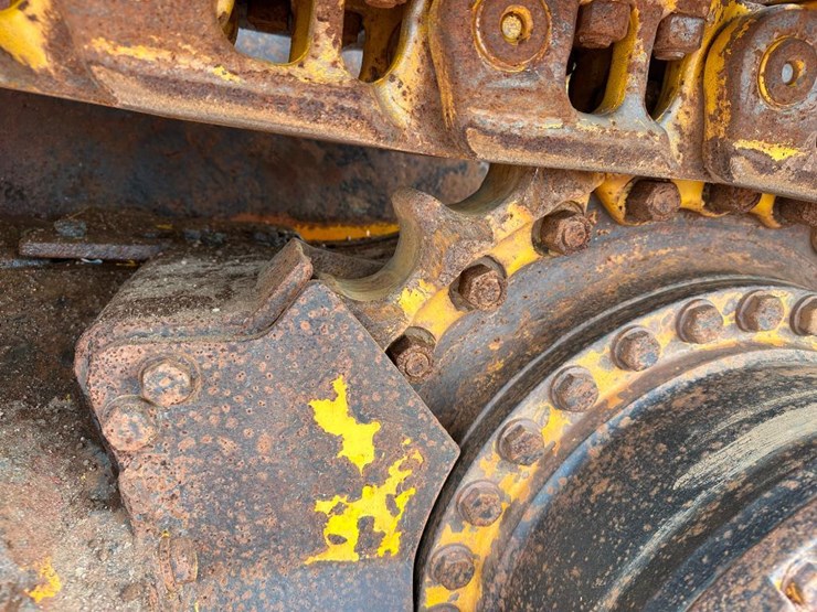 2007-komatsu-d51px-22-image-13