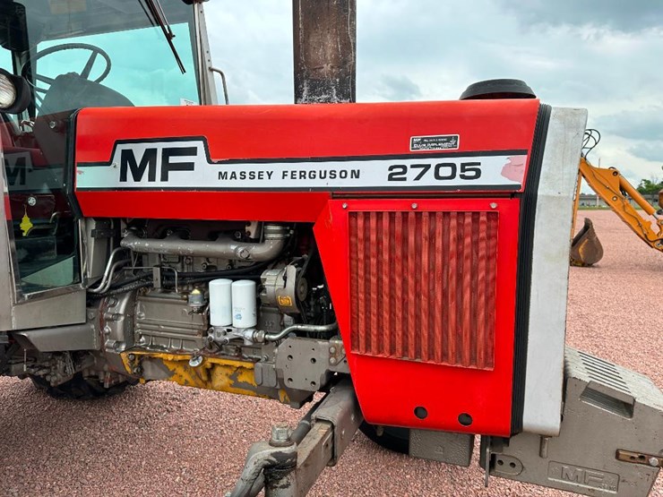 1980-massey-ferguson-2705-image-37