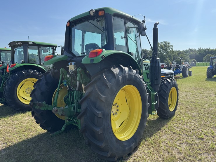 2018-john-deere-6120m-image-6
