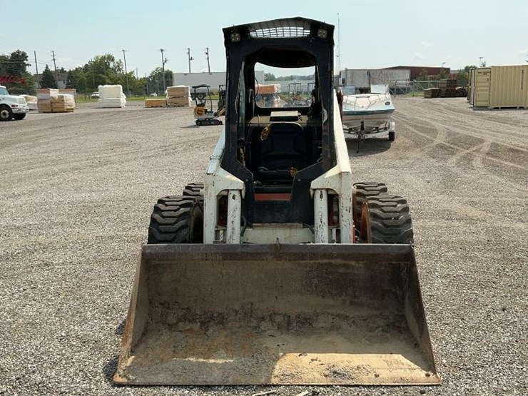 #1151-•-scat-trak-skid-loader-image-8