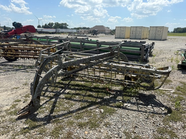 new-holland-56-image-2