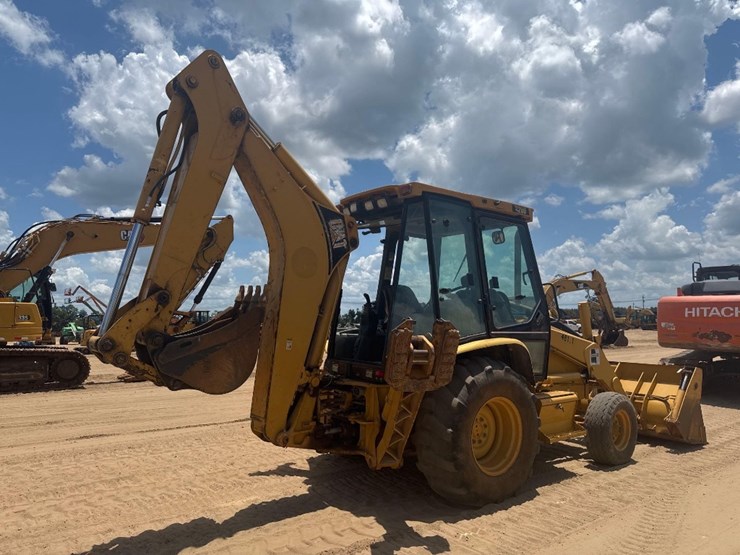2003-caterpillar-420d-image-6