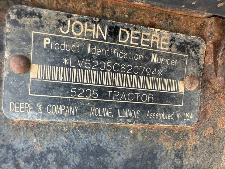 2005-john-deere-5205-image-53
