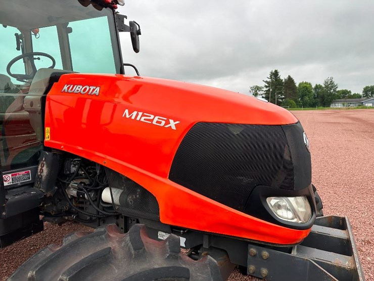 2013-kubota-m126x-image-28