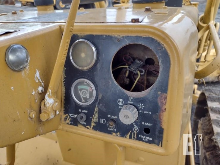 1984-caterpillar-d6d-image-6
