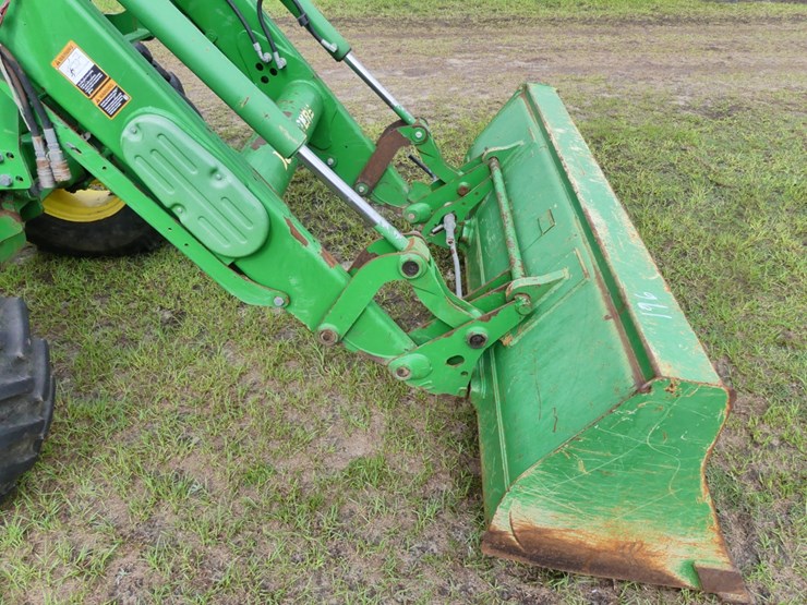 2015-john-deere-6115d-image-7