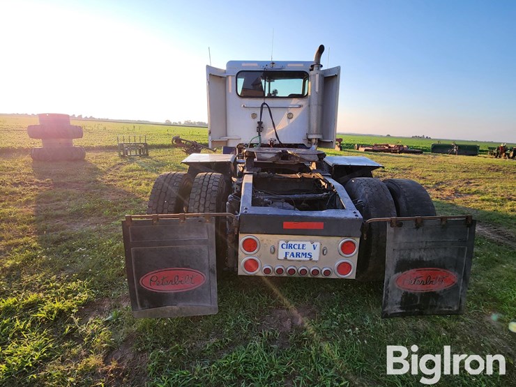 2005-peterbilt-378-image-7