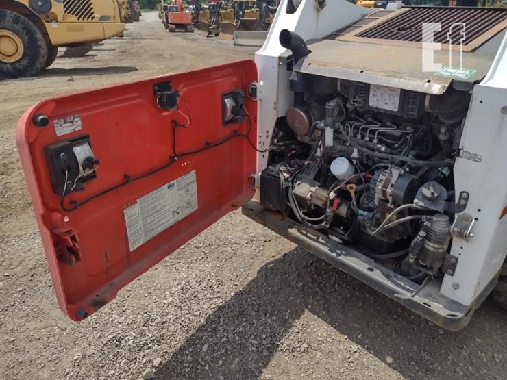 2016-bobcat-s630-image-24