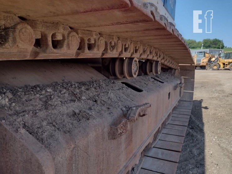 2011-caterpillar-336e-image-25