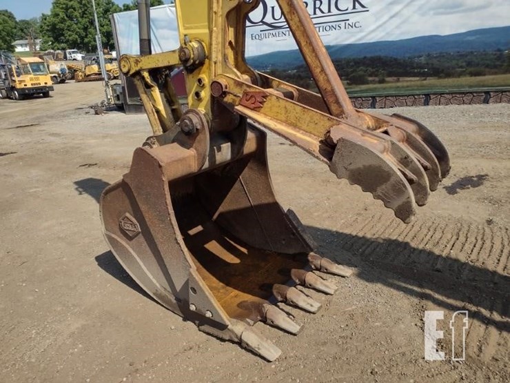 2012-komatsu-pc200-image-17