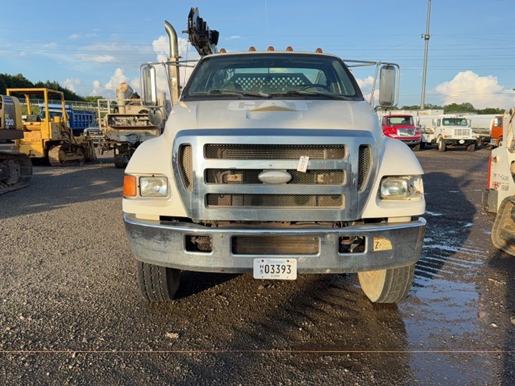 2008-ford-f750-image-2