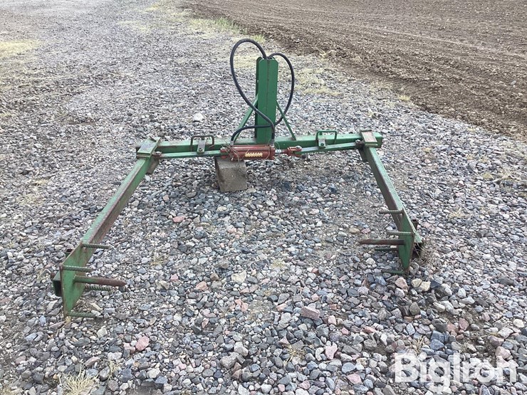 3-pt-round-bale-unroller-image-6