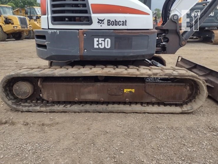 2019-bobcat-e50-image-35