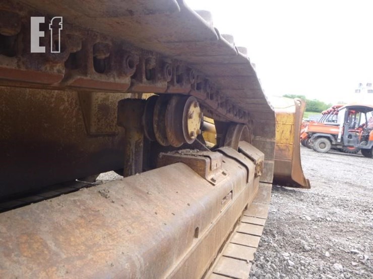 2005-caterpillar-d4g-xl-image-34