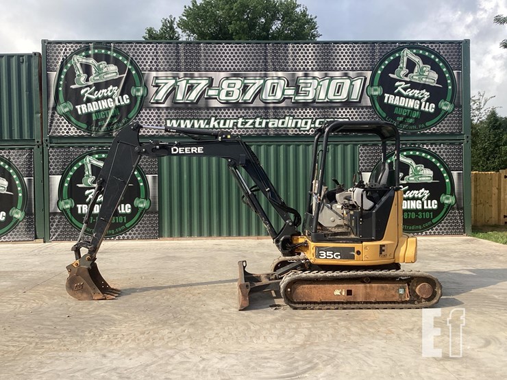 2017-deere-35g-image-1