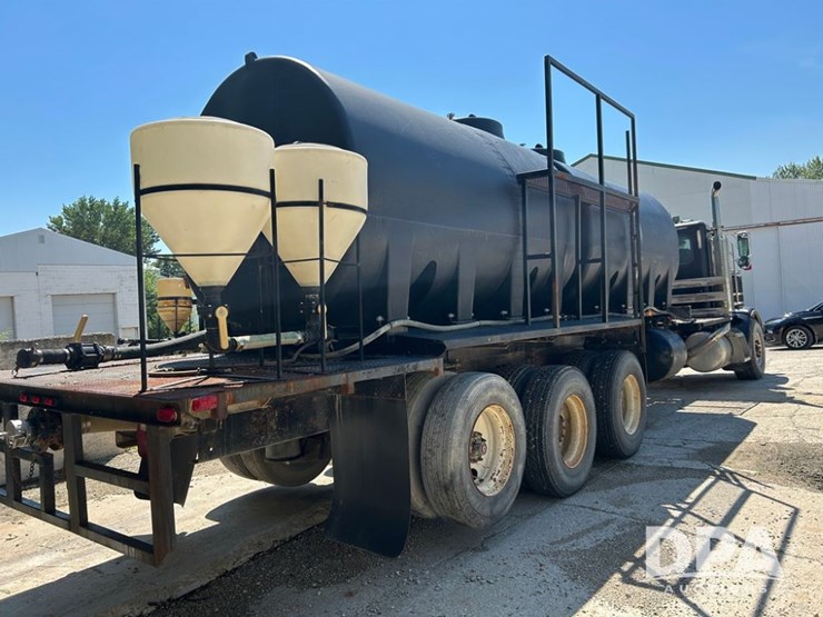1998-peterbilt-378-image-8