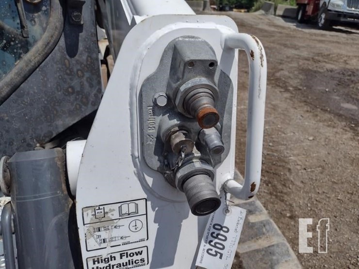 2021-bobcat-t770-image-18