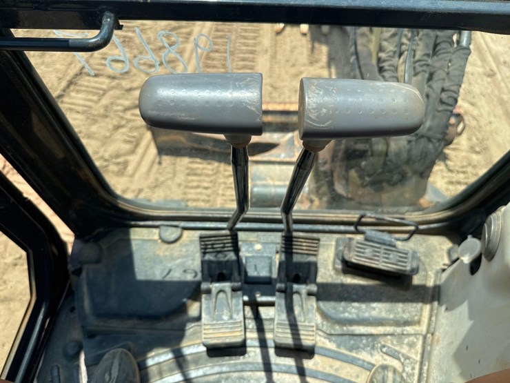 deere-35g-image-28